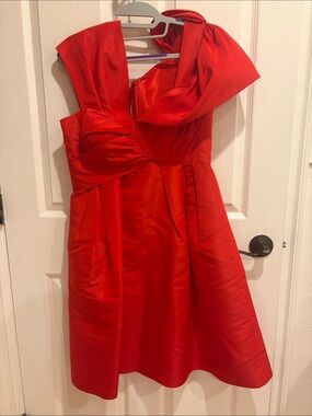 Oscar de la Renta red dress